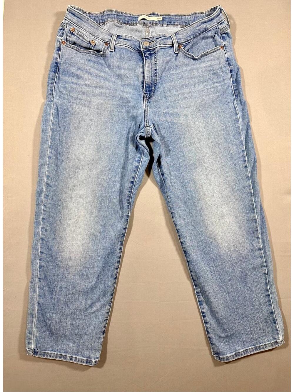 LEVI'S - WOMEN'S 18W - BLUE BOYFRIEND DENIM JEANS